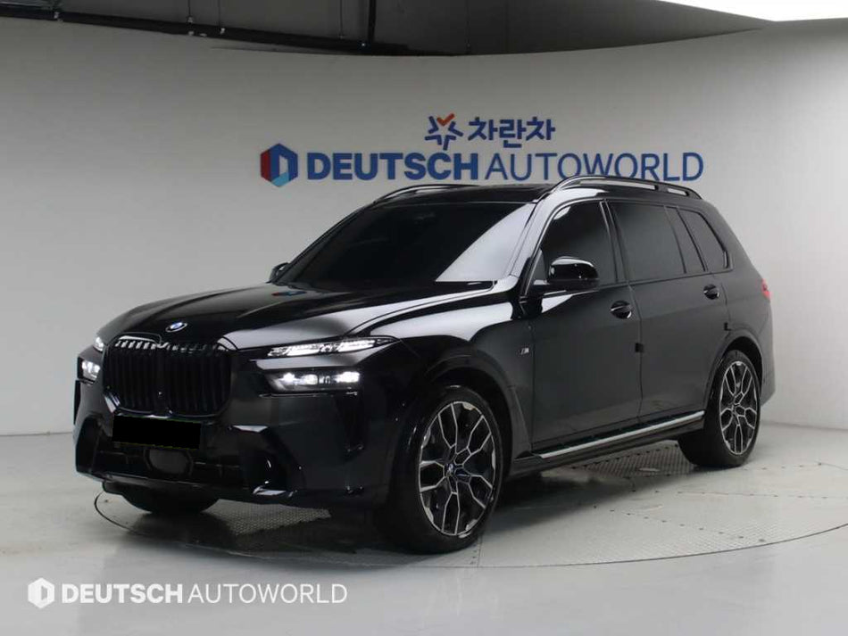 BMW X7 — photo 01