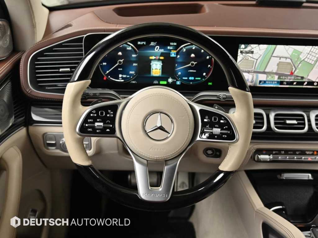 Mercedes-Benz GLS-Class — photo 13