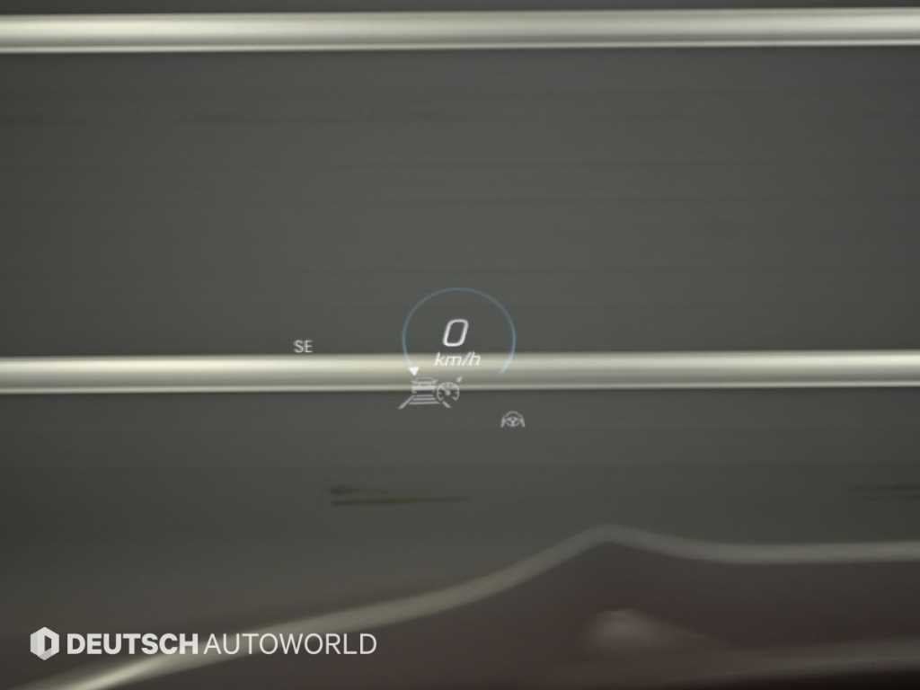 Mercedes-Benz GLS-Class — photo 17