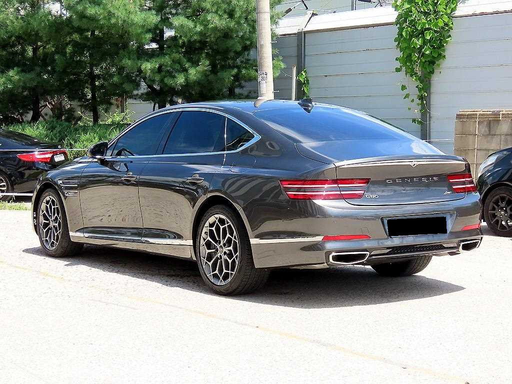 Genesis G80 — photo 03