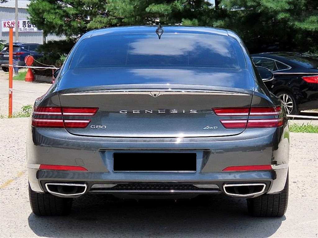 Genesis G80 — photo 04