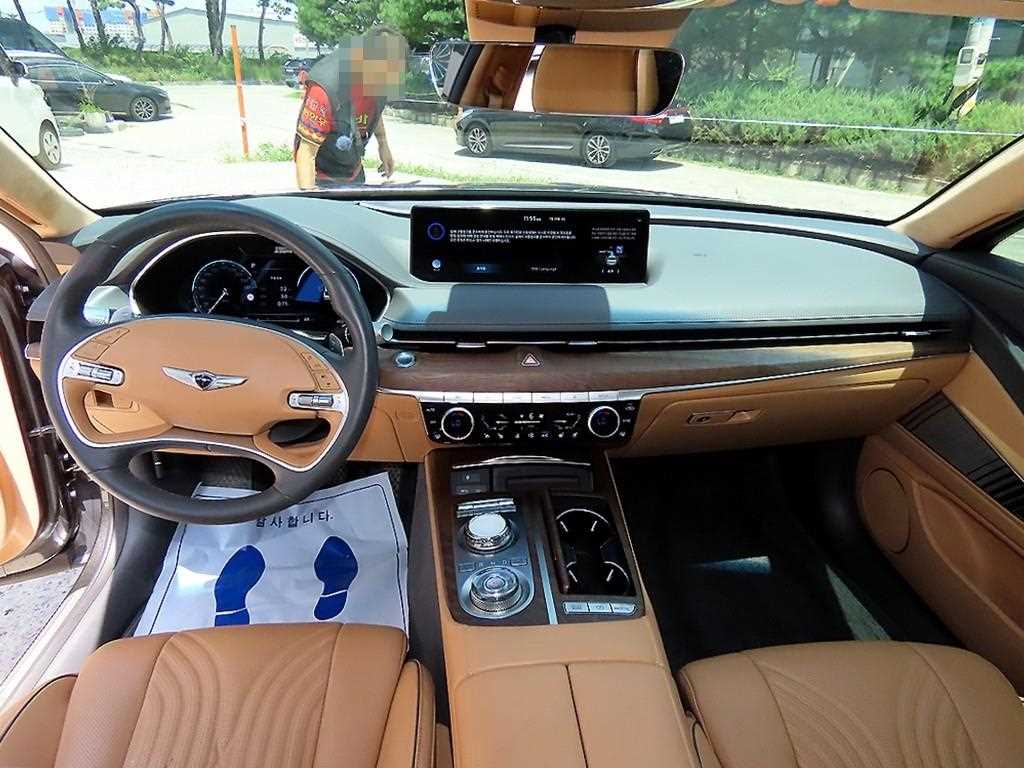 Genesis G80 — photo 07