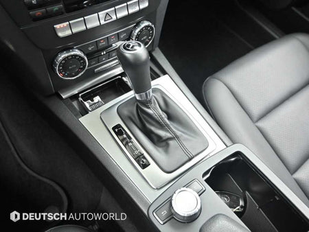 Mercedes-Benz C-Class — photo 09