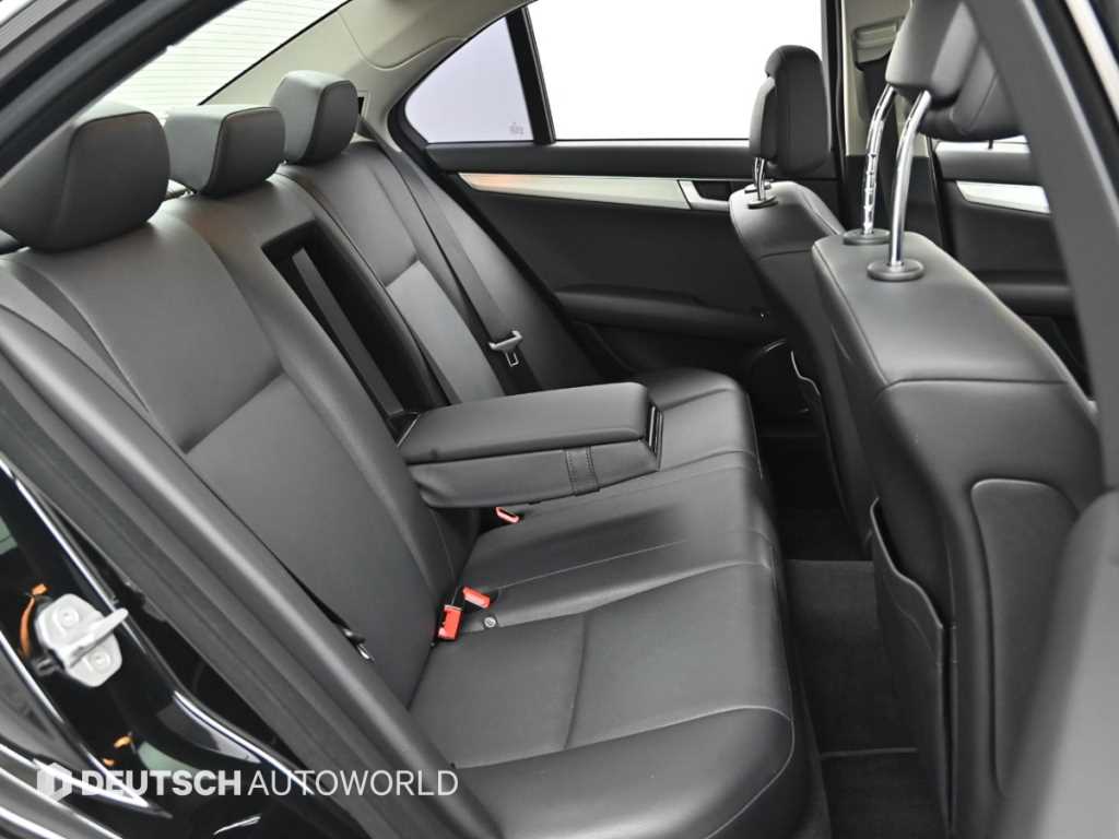 Mercedes-Benz C-Class — photo 12