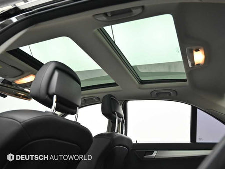 Mercedes-Benz C-Class — photo 18