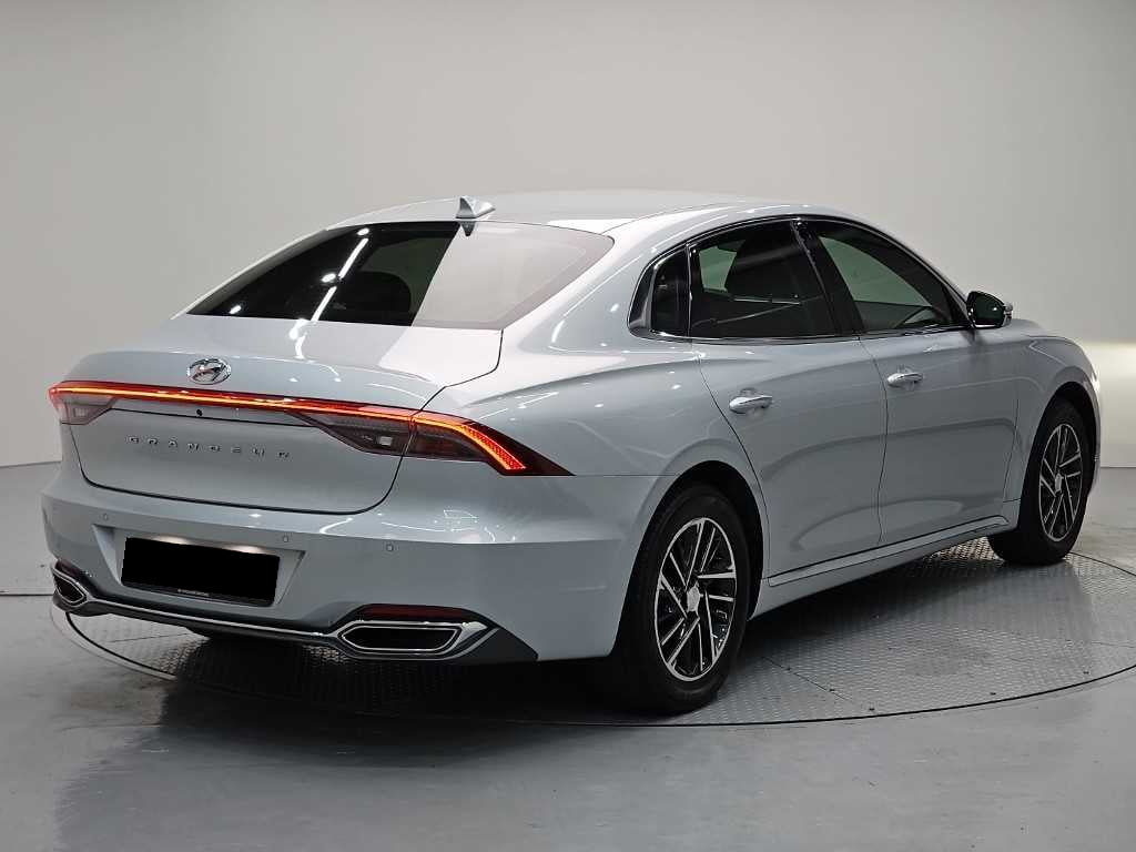 Hyundai Grandeur — photo 04