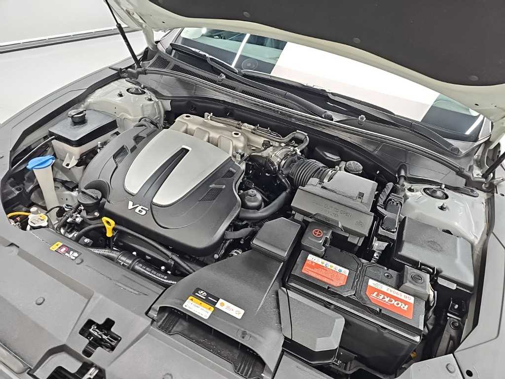 Hyundai Grandeur — photo 05