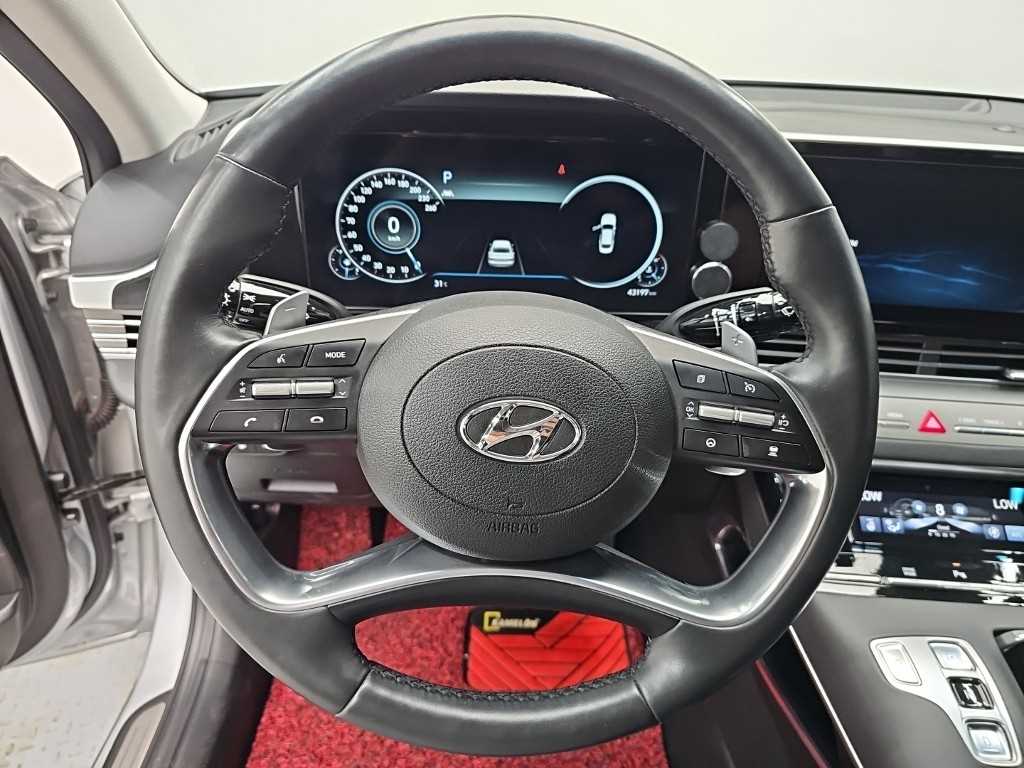 Hyundai Grandeur — photo 09