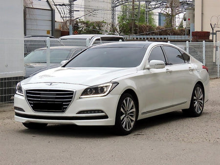 Hyundai Genesis — photo 02
