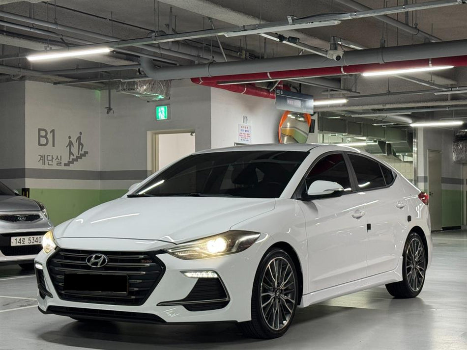 Hyundai Avante — photo 01