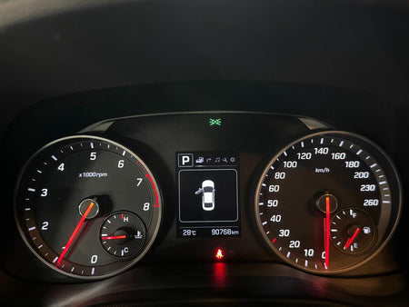 Hyundai Avante — photo 09