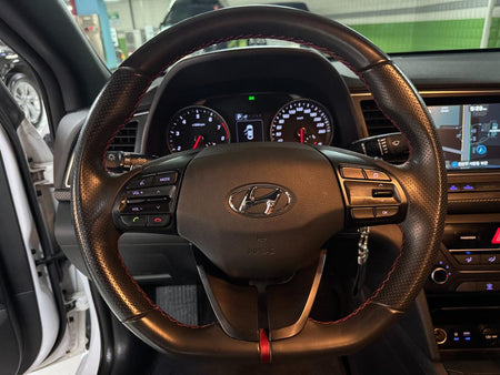 Hyundai Avante — photo 10