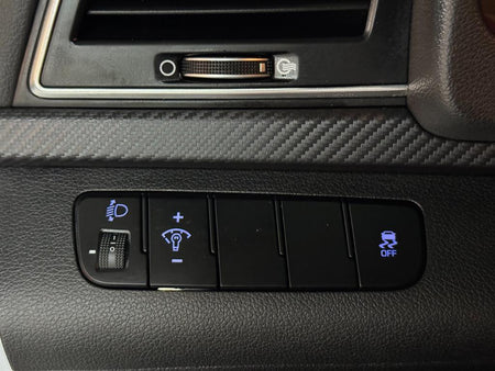 Hyundai Avante — photo 15