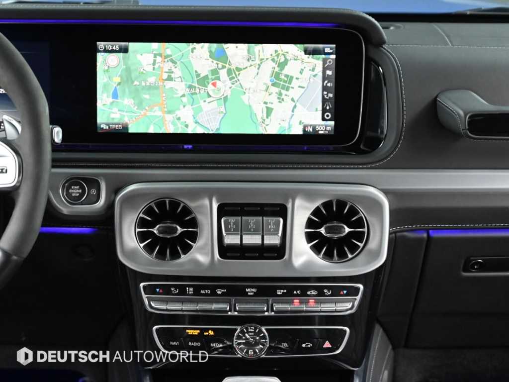 Mercedes-Benz G-Class — photo 14