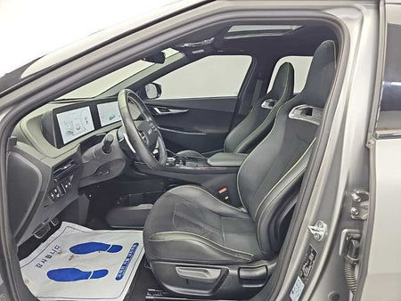 Kia EV6 — photo 11