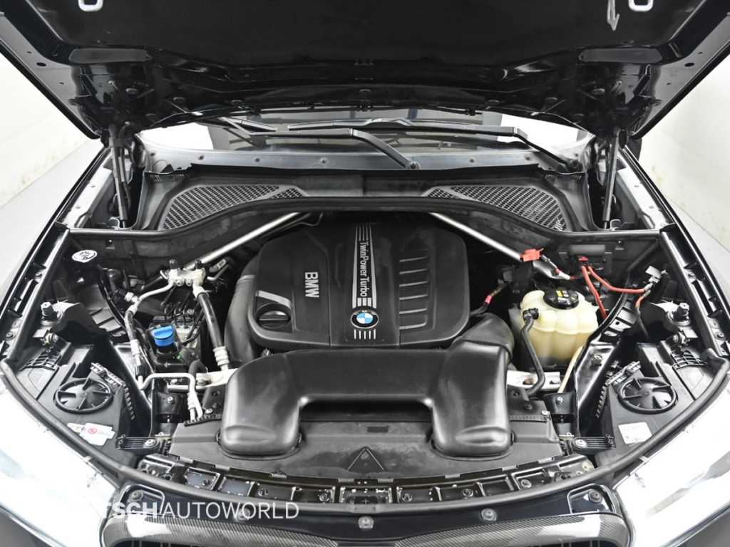 BMW X6 — photo 06