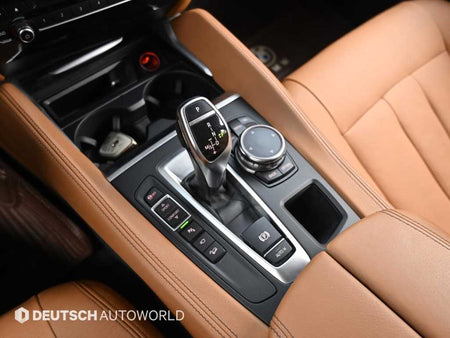 BMW X6 — photo 09