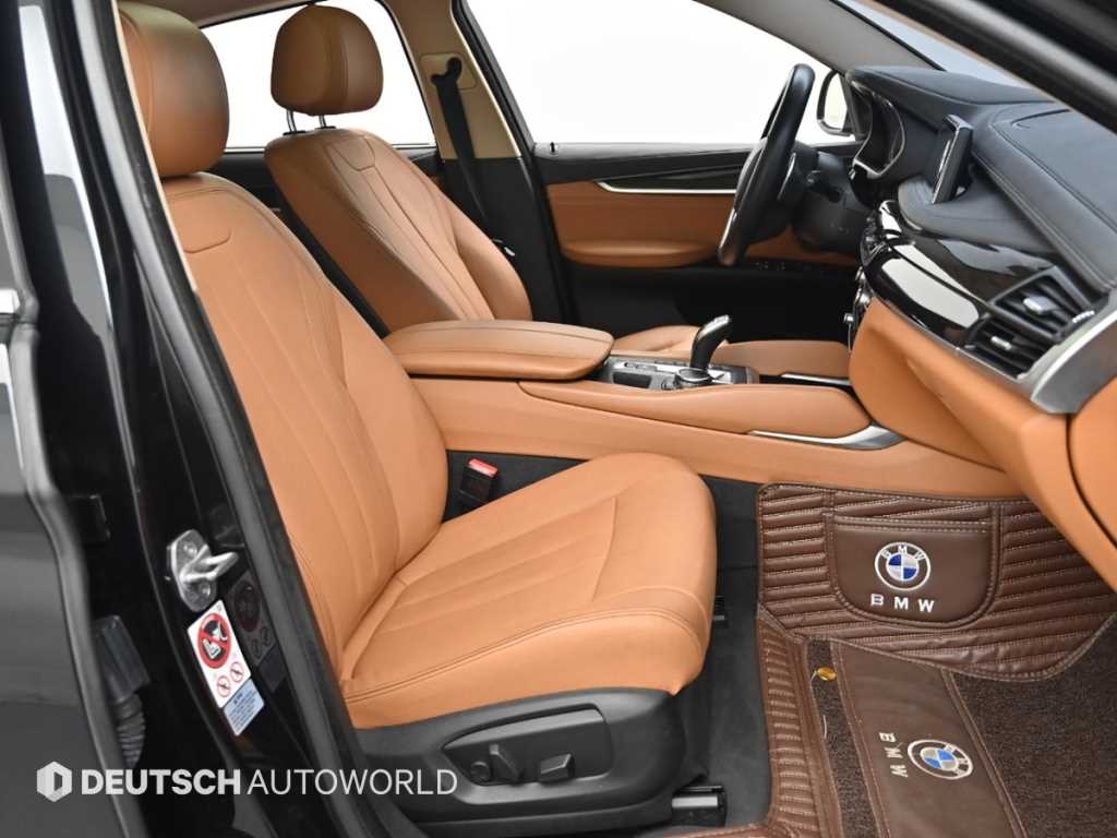 BMW X6 — photo 10