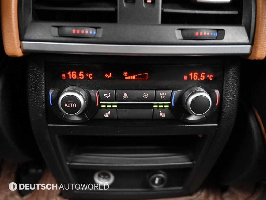 BMW X6 — photo 16