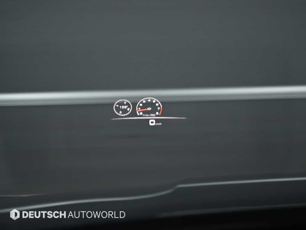 Porsche Cayenne — photo 16