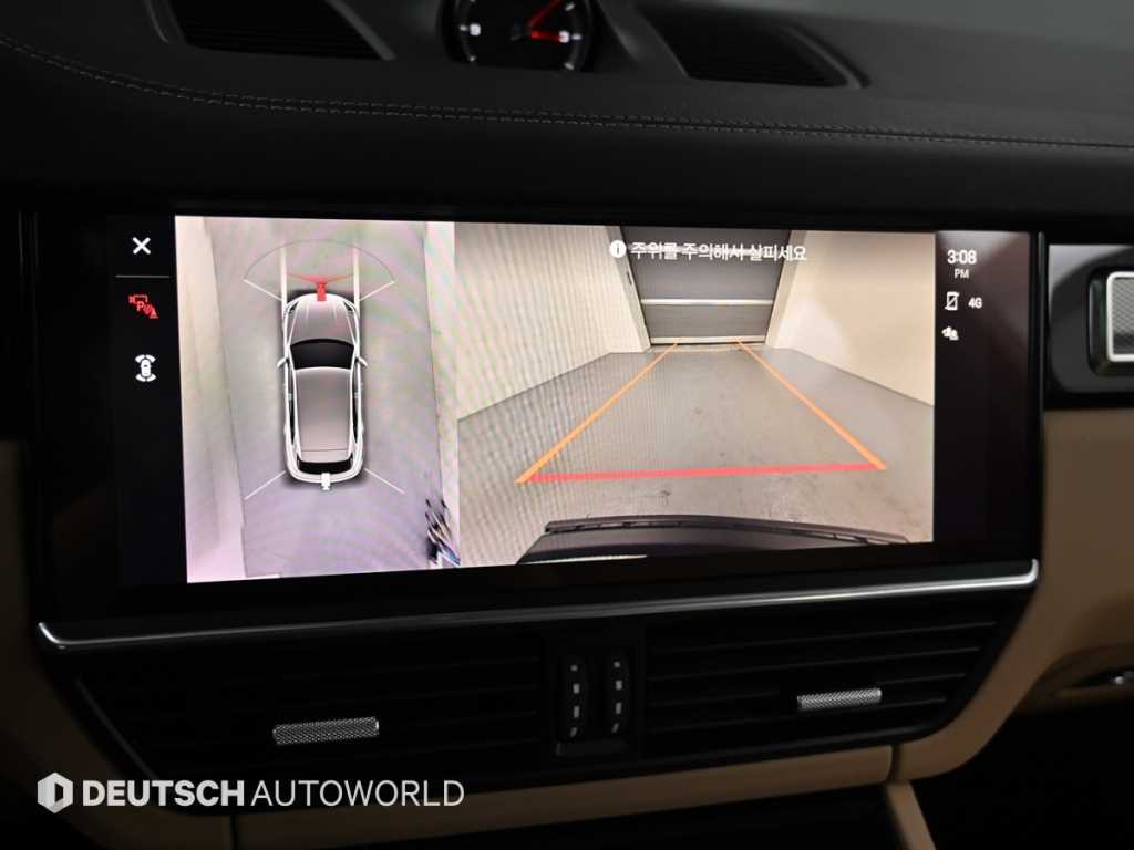 Porsche Cayenne — photo 17