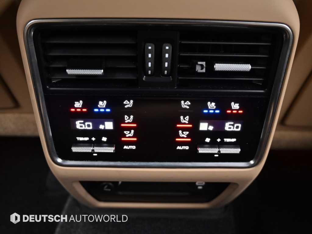 Porsche Cayenne — photo 19