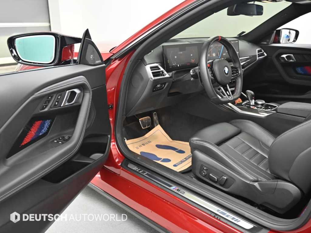BMW M2 — photo 11