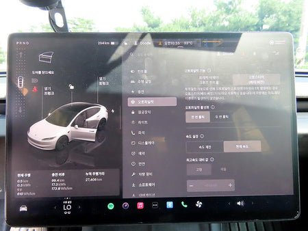 Tesla Model 3 — photo 13
