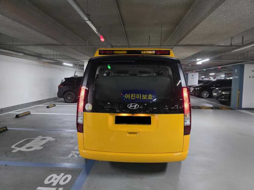 Hyundai Staria — photo 05