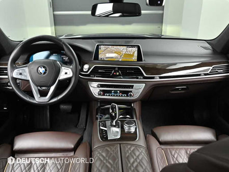 BMW 7-Series — photo 07
