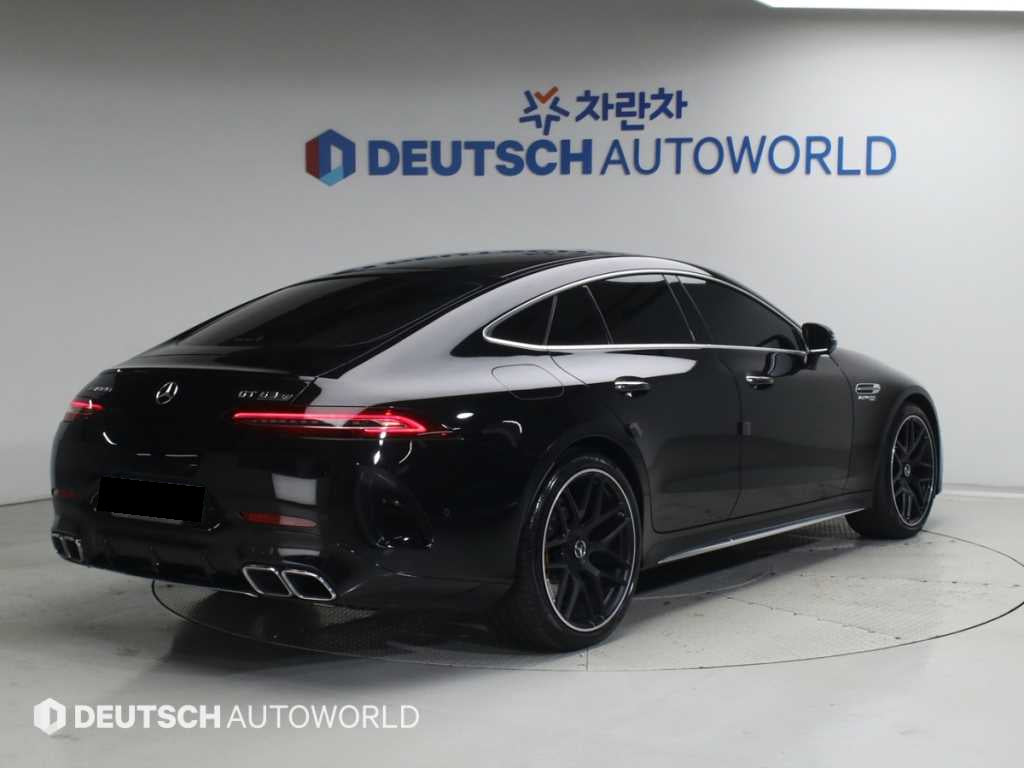 Mercedes-Benz AMG GT — photo 02