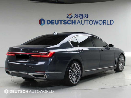 BMW 7-Series — photo 02