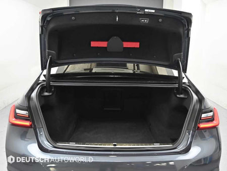 BMW 7-Series — photo 19