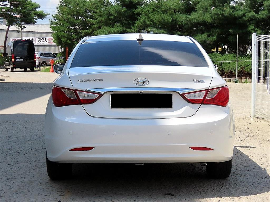 Hyundai Sonata — photo 04