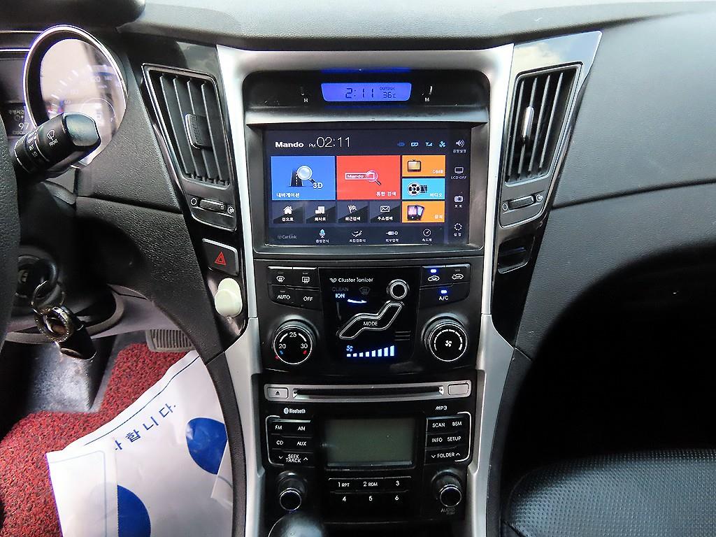 Hyundai Sonata — photo 14