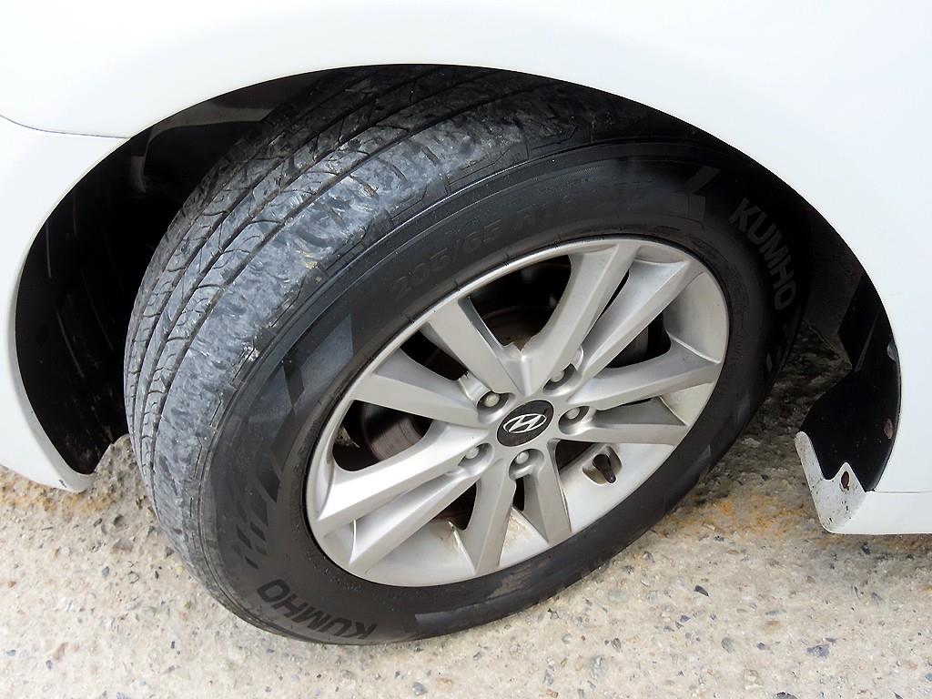 Hyundai Sonata — photo 19