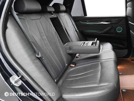 BMW X5 — photo 12