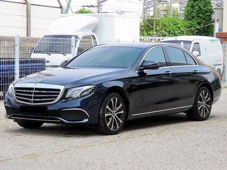 Mercedes-Benz E-Class — photo 02