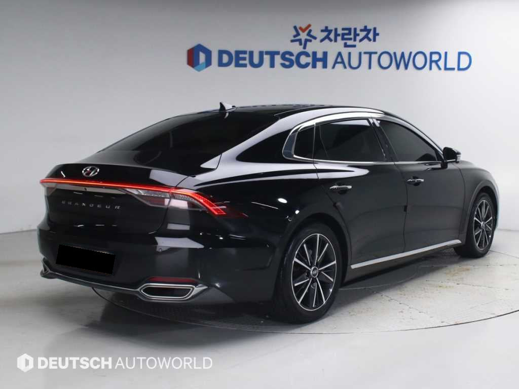 Hyundai Grandeur — photo 02