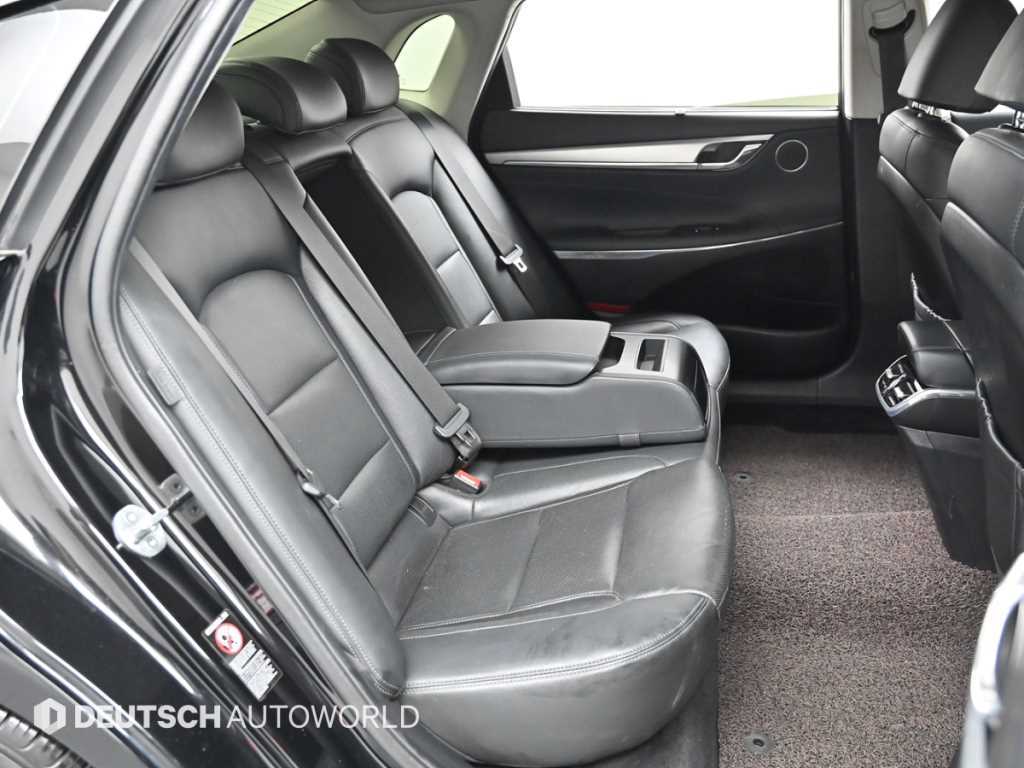 Hyundai Grandeur — photo 12