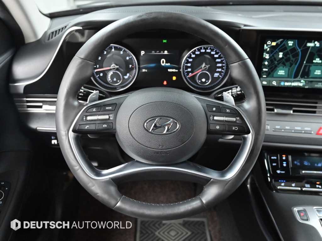 Hyundai Grandeur — photo 13