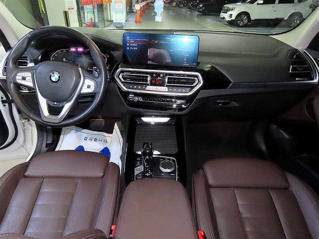 BMW X3 — photo 10