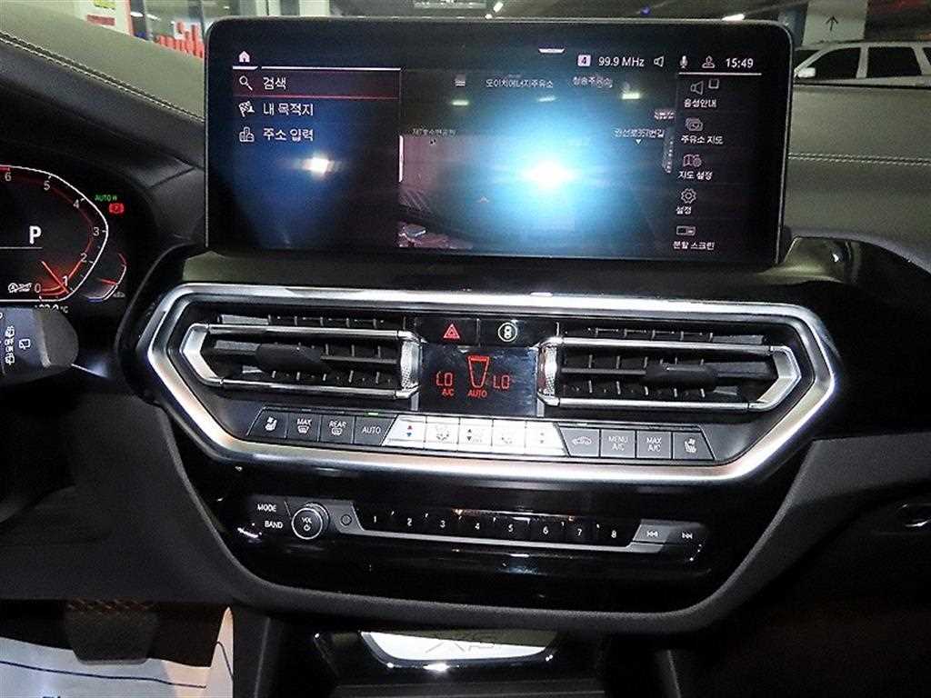 BMW X3 — photo 11