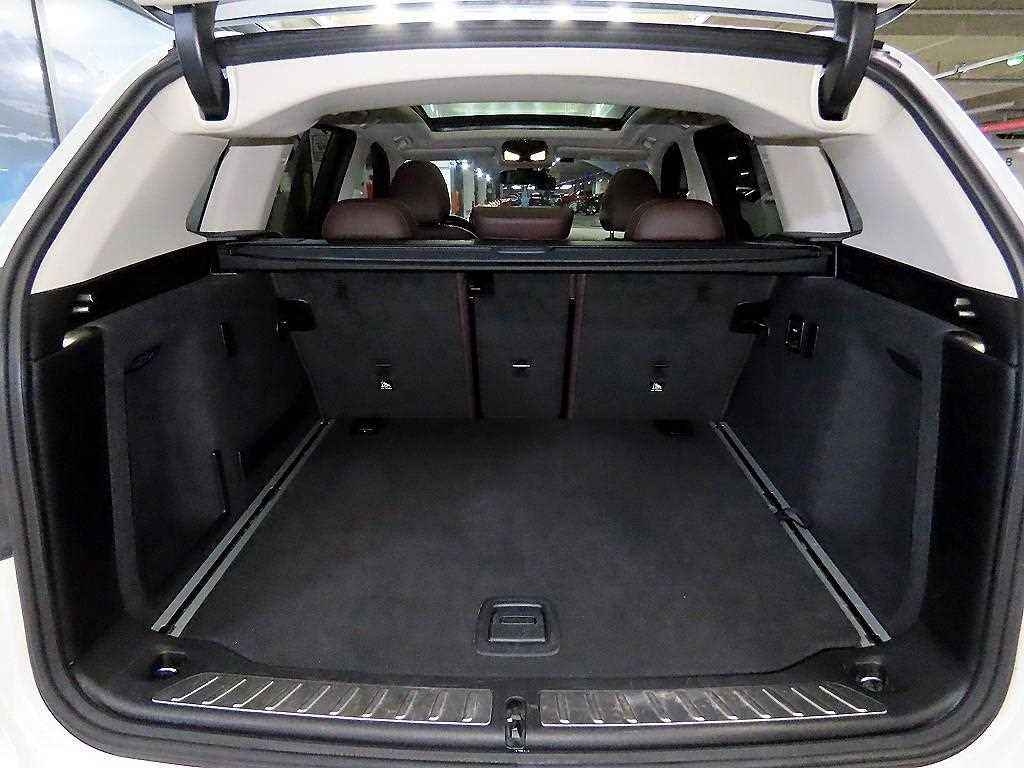 BMW X3 — photo 17