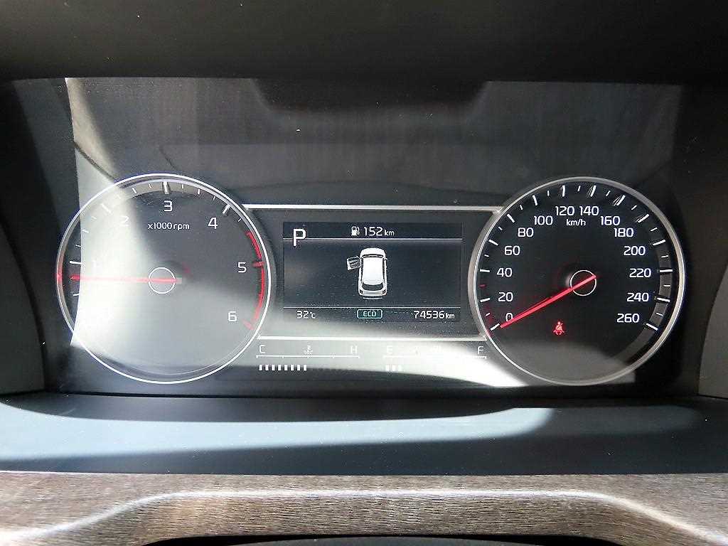 Kia Sorento — photo 09