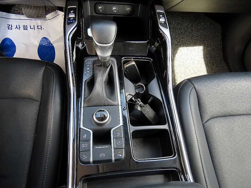 Kia Sorento — photo 10