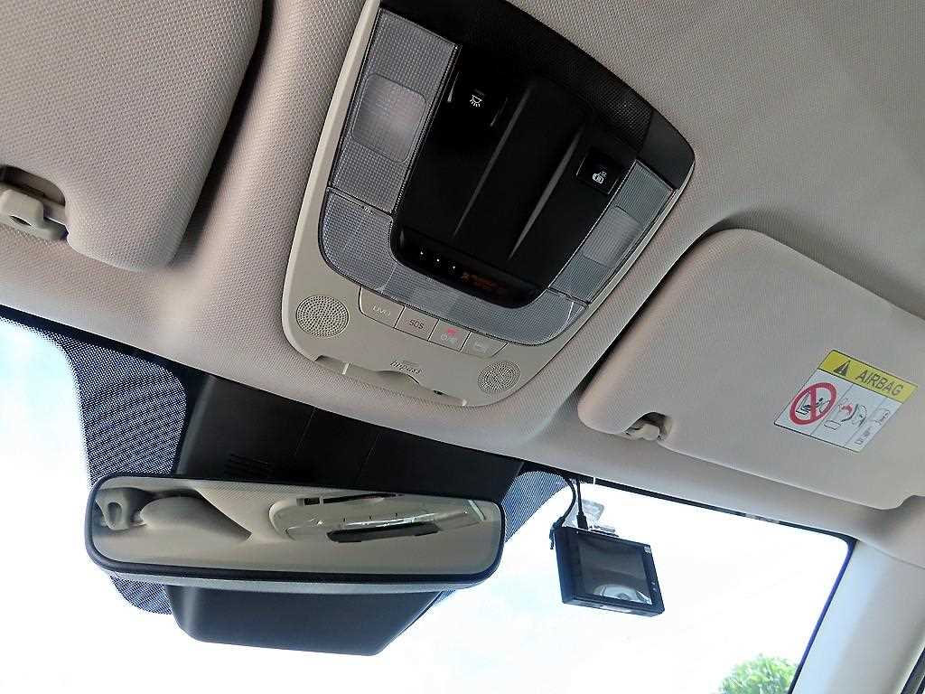 Kia Sorento — photo 14
