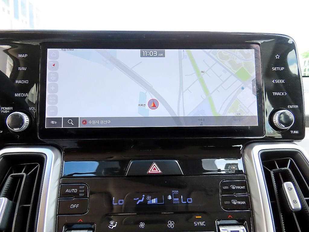 Kia Sorento — photo 15