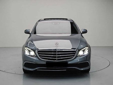 Mercedes-Benz E-Class — photo 02