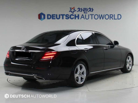 Mercedes-Benz E-Class — photo 02